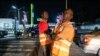 Virée nocturne avec les "hustlers", les débrouillards de Lagos