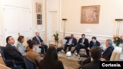 El presidente Iván Duque recibe a la delegación del presidente de EEUU, Joe Biden, el 22 de julio de 2022. [Foto: Presidencia de Colombia]