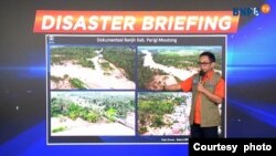 Pelaksana Tugas Kepala Pusat Data, Informasi dan Komunikasi Kebencanaan BNPB Abdul Muhari menjelaskan dampak kejadian Banjir di Kabupaten Parigi Moutong, Sulawesi Tengah, pada 1 Agustus 2022. (Foto: Tangkapan Layar) 