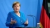 Nemačka kancelarka Angela Merkel obraća se medijima nakon virtuelnog samita Berlinskog procesa (Foto: Reuters/Michael Sohn)