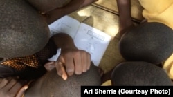 Children Reading in the Safaliba Language - Video by Ari Sherris