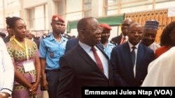 Luc Magloire Mbarga,ministre du Commerce à Yaoundé, le 17 septembre 2019. (VOA/Emmanuel Jules Ntap)