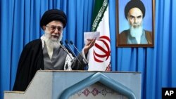 ایران کے رہبر اعلیٰ آیت اللہ علی خامنہ ای