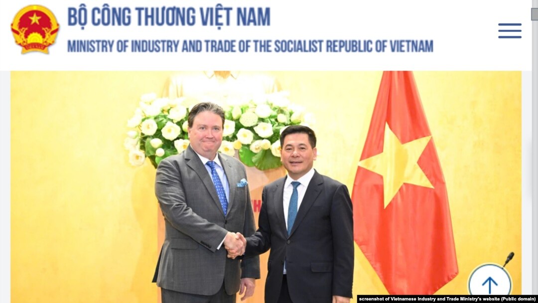 Bộ trưởng Công Thương Việt Nam Nguyễn Hồng Diên tiếp Đại sứ Mỹ Marc Knapper, 12/2/2025.