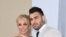 La chanteuse Britney Spears et son petit ami Sam Asghari arrivent pour la première du film 'Once Upon a Time... in Hollywood' à Hollywood, Californie le 22 juillet 2019.