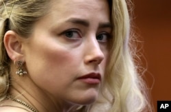 Amber Heard appearing at court in Fairfax, Virgina, on June 1, 2022. (Evelyn Hockstein/Pool via AP)