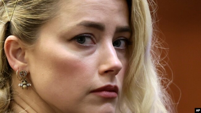 Amber Heard appearing at court in Fairfax, Virgina, on June 1, 2022. (Evelyn Hockstein/Pool via AP)