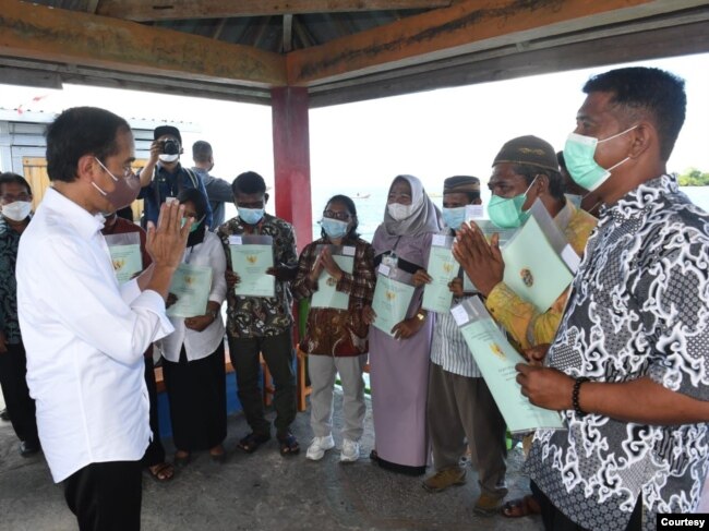 Jokowi mengatakan ego sektoral Kementerian/Lembaga terkait menjadi salah satu kendala penyelesaian sengketa lahan. (Biro Setpres RI)