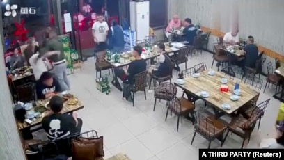 中国网络观察 唐山暴打 舆论操控 拦道喊冤