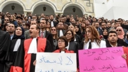 La justice tunisienne réhabilite des magistrats limogés par le président Saied