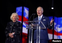 Britain's Prince Charles speaks to the crowd during Queen Elizabeth's Platinum Jubilee concert in front of Buckingham Palace, London, June 4, 2022.