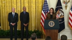  «Լավ է Սպիտակ տուն վերադառնալը», - ասել է Օբաման` հինգ տարի առաջ հեռանալուց հետո առաջին անգամ Սպիտակ տուն մուտք գործելով: 