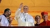 El cardenal argentino hizo historia al ser electo como el primer papa latinoamericano en llegar al Vaticano.