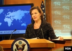 美国国务院发言人卢岚在国务院例行记者会上（资料照片）（美国之音张蓉湘拍摄）