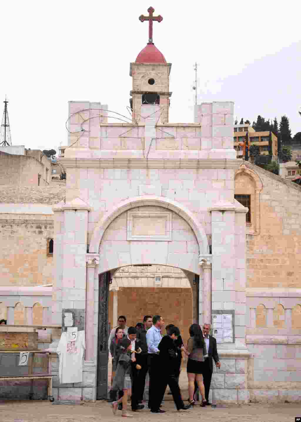 Greek Orthodox Church of the Annunciation, established during the Crusader era in the 12th century. Rebuilt during the Ottoman era in 1750. (VOA - M. Lipin)