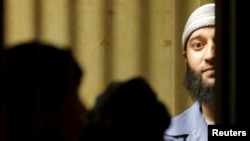 Convicted murderer Adnan Syed leaves the Baltimore City Circuit Courthouse in Baltimore, Maryland, Feb. 5, 2016.