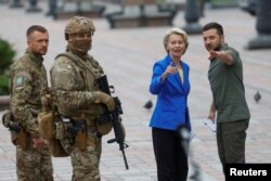 European Commission President Ursula von der Leyen and Ukraine's President Volodymyr Zelenskyy leave a joint news conference, as Russia's invasion of Ukraine continues, in Kyiv, Ukraine, Sept. 15, 2022.
