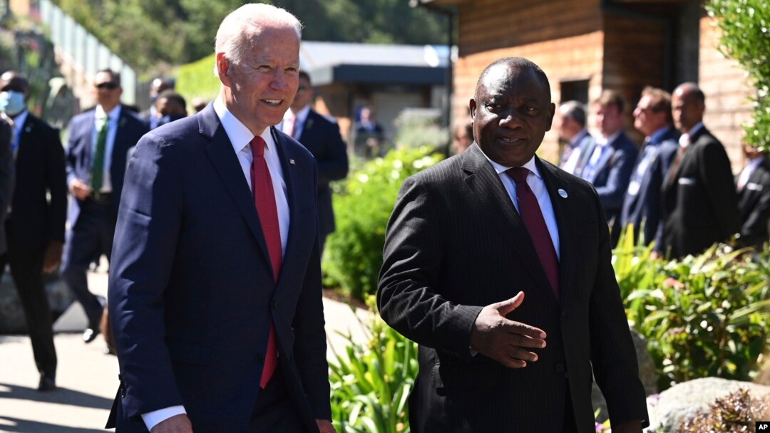 Perezida Joe Biden w'Amerika na Cyril Ramaphosa w'Afurika y'Epfo