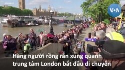 Thần dân xếp hàng rồng rắn để viếng Nữ hoàng Anh