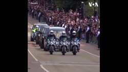 女王灵柩运往温莎城堡 