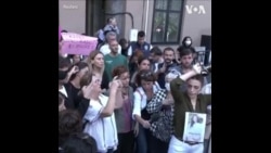 土耳其的伊朗人就玛莎·阿米尼之死举行抗议 