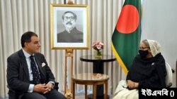 বাংলাদেশের প্রধানমন্ত্রী শেখ হাসিনার সঙ্গে সাক্ষাত করেন কনফেডারেশন অফ ব্রিটিশ ইন্ডাস্ট্রির(সিবিআই) সভাপতি ও চেলসির লর্ড করন বিলিমোরিয়া