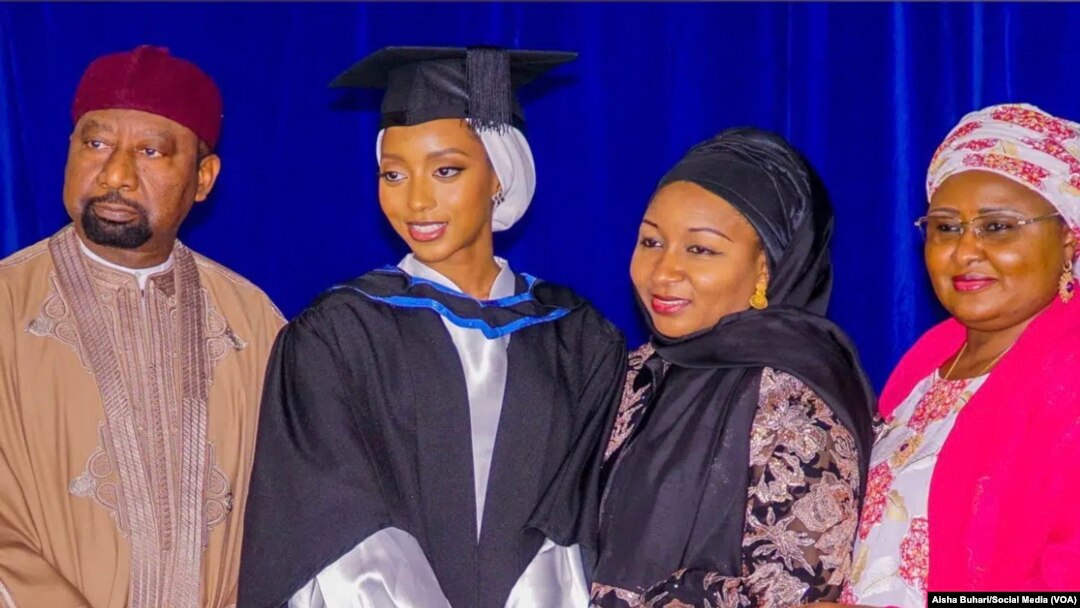 An Kai Wa Aisha Buhari Suka Bayan Ta Wallafa Hotuna Zahara Buhari Na Kamalla Digiri A Intanet A Yayin Yajin Aikin ASUU