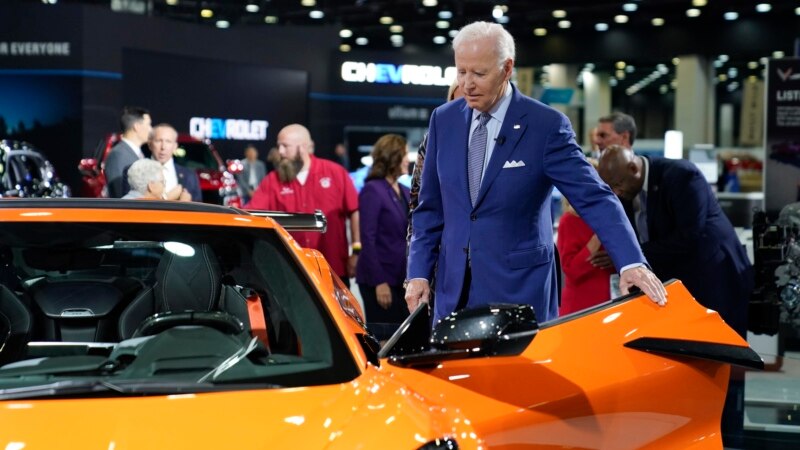 Joe Biden au salon international de l'automobile de Detroit
