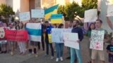 Выходцы из Бурятии и других регионов России протестуют в Лос-Анджелесе 