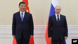 Kineski predsednik Ši Đinping i ruski predsednik Vladimir Putin na marginama samita u Samarkandu u Uzbekistanu, 15. septembra 2022. 