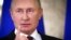 Prezidan Ris Vladimir Putin pale ak lapres pandan some Kowoperasyon Oganizasyon Shanghai la (SCO) nan Samarkand, Ouzbekistan, Vandredi 16 Sept. 2022. 