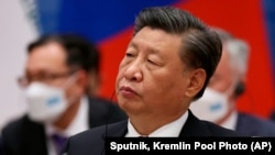 中國領導人習近平在烏茲別克斯坦撒馬爾罕出席上海合作組織首腦會議。（2022年9月16日）