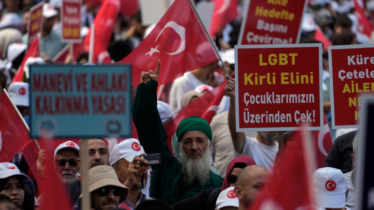 Turkey’s Anti-LGBTQ Display Reflects Nation’s Political Shift