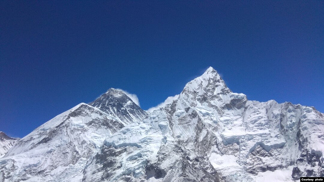 Pogled na južnu stranu Mount Everesta u Nepalu (Foto: Shafkat Masoodi)