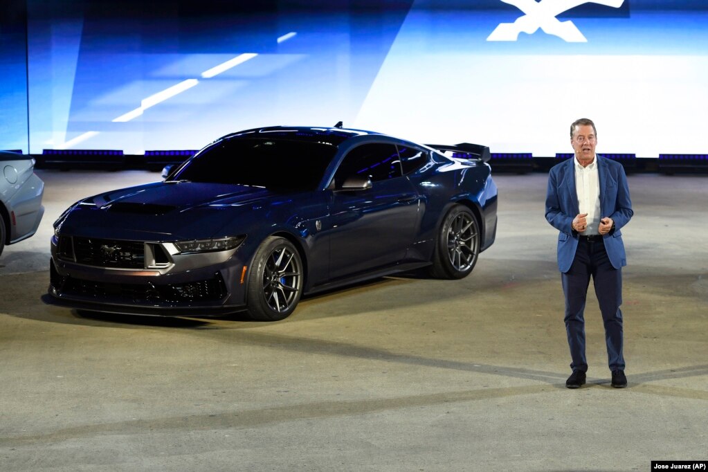 资料照：福特汽车公司执行董事长比尔·福特（Bill Ford）在北美国际汽车展上。（2022年9月14日）(photo:VOA)