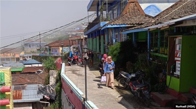 Butuh memperoleh sebutan Nepal van Java karena lansekap dan konstruksi rumah warganya di lereng Sumbing. (Foto: Nurhadi)