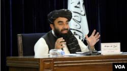 ذبیح الله مجاهد، یکی از سخنگویان گروه طالبان، گفته است بر خلاف عراق و سوریه، داعش در افغانستان حضور فزیکی ندارد