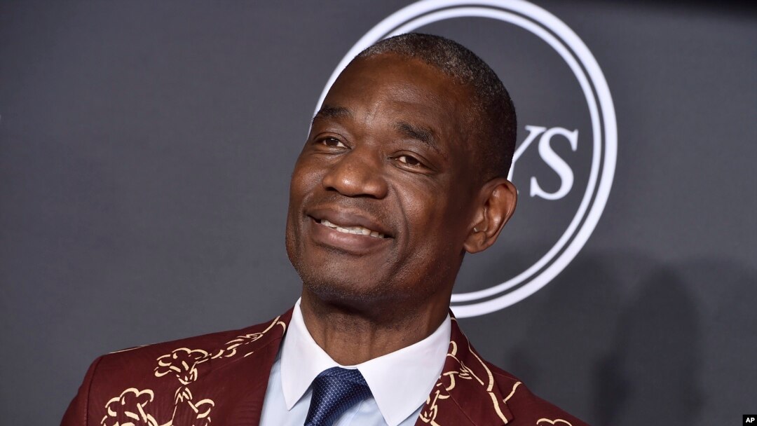 FILE - Former NBA basketball player Dikembe Mutombo arrives at the ESPY Awards, July 20, 2022, at the Dolby Theatre in Los Angeles. Dikembe died, Sept. 30, 2024, after a battle with brain cancer, the league announced.