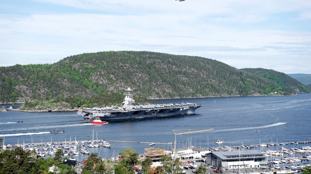 New US Aircraft Carrier Arrives in Norway for NATO Exercises