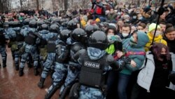 Акция в поддержку Алексея Навального в Москве