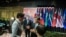 Thủ tướng Canada Justin Trudeau nói chuyện với Chủ tịch Trung Quốc Tập Cận Bình tại hội nghị thượng đỉnh G20 ở Bali, Indonesia, ngày 16/11/2022.