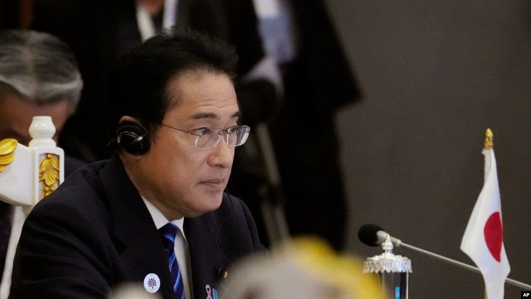 日本首相岸田文雄在柬埔寨召开的东盟峰会上.