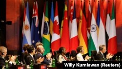 Para delegasi menghadiri acara serah terima Presidensi G20 dari Indonesia ke India di Nusa Dua, Bali, 16 November 2022. (Foto: REUTERS/Willy Kurniawan)