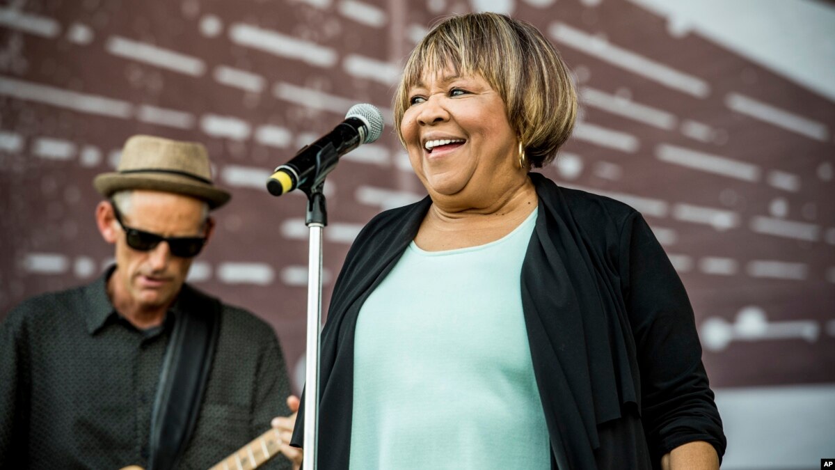 Mavis Staples, Taj Mahal Among Blues Music Awards Nominees