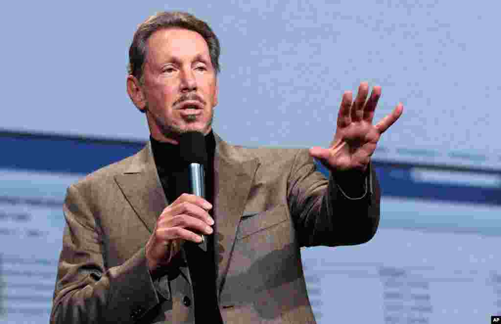 Pengusaha teknologi Larry Ellison, usia 68, kekayaan bersih US$43 miliar.