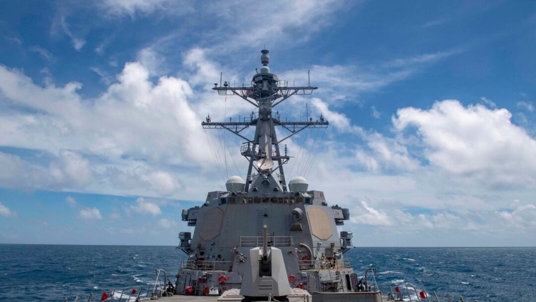 美國海軍導彈驅逐艦“馬斯廷”號8月18日航行經過台灣海峽。(圖片來源:美國海軍太平洋艦隊臉書)