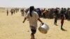 UN Resumes Aid to Syrians Stuck at Jordanian Border