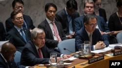 Sekjen PBB António Guterres berbicara dalam sidang Dewan Keamanan terkait dampak ancaman siber terhadap perdamaian dan keamanan, di markas PBB di New York, 20 Juni 2024. (Foto: Yuki Iwamura/AFP)