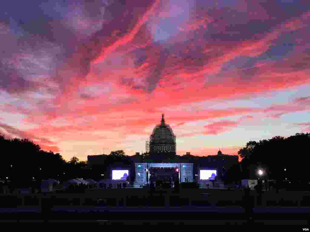 View of U.S. Capitol Thursday, where Pope Francis will address Congress, Sept. 24, 2015. (Photo: D. Futrowsky / VOA)