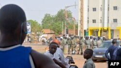 Maison de Presse ye, weeleda, Mali jamana fanga